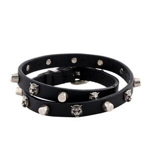 Gucci feline stud bracelet or choker. New never opened
